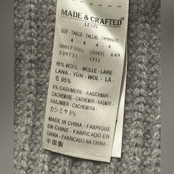 Levi’s Made and Crafted Grey Wool and Cashmere Cardigan with elbow patches sz 4 - Picture 4 of 9